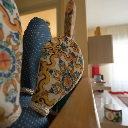 Civico 32 Apartment *